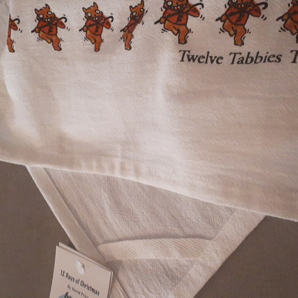 Nwt A CAT'S CHRISTMAS Ktchen towel 100% Cotton 18x26 measurements - Picture 4 of 5